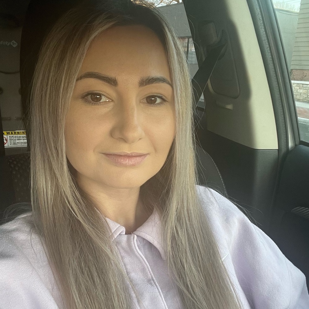 Meet your Posher, Vicky